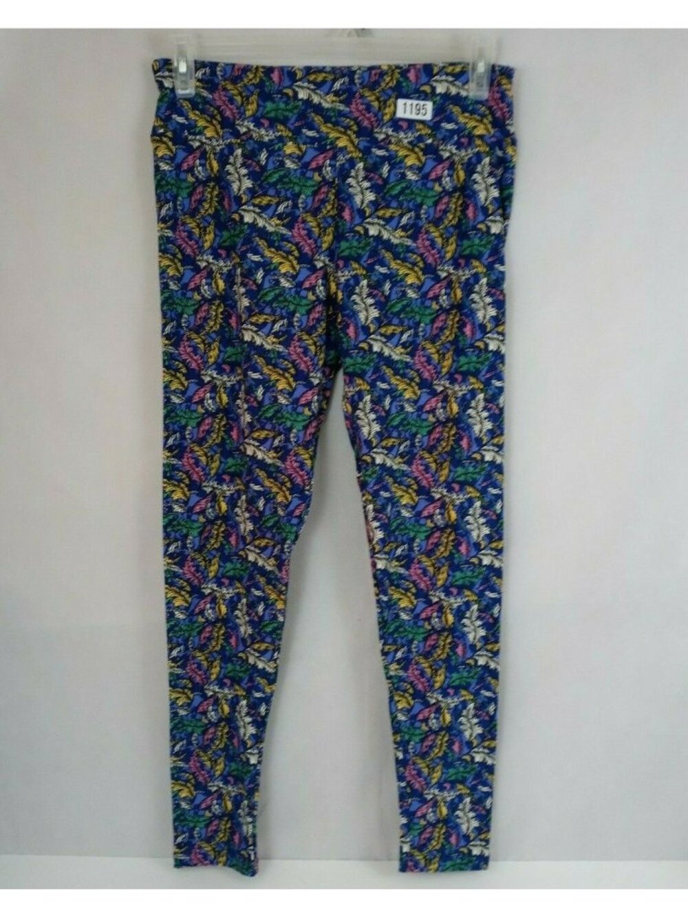 New LuLaRoe Tall & Curvy Leggings Blue With Multi-Color Feathers Design